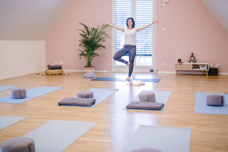 Yogalounge Nicole Veith Walzbachtal | Yoga & ich | Raum-Impression